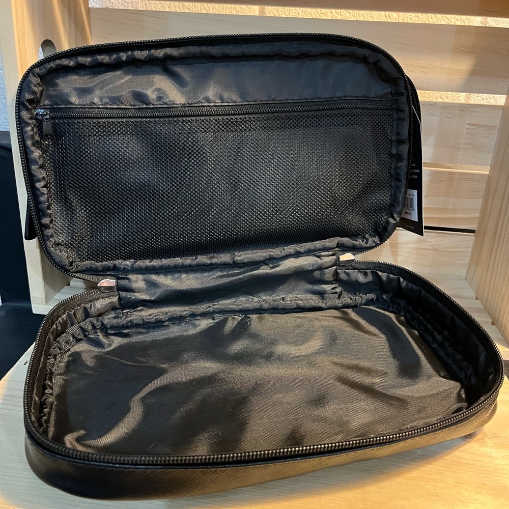 Original penguin Black Men's Travel Kit - Picture 3 of 4